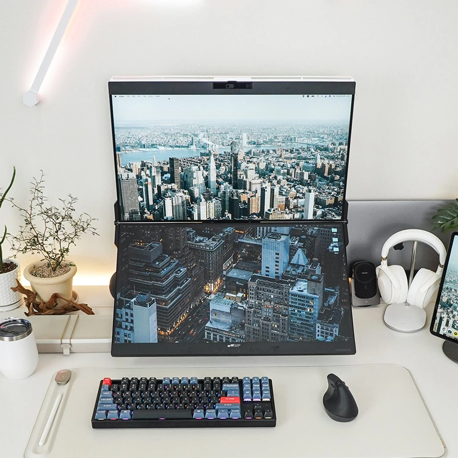 Mobile Pixels Geminos X 1440p 24-In. Dual-Screen Desktop Monitor - Image 3